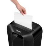 Fellowes LX70 Destructora de Papel Manual 18L - Destruye hasta 11 Hojas - Particulas de 4x40mm - Nivel de Seguridad Din P-4 - Bloqueo de Seguridad - Color Negro - Imagen 4