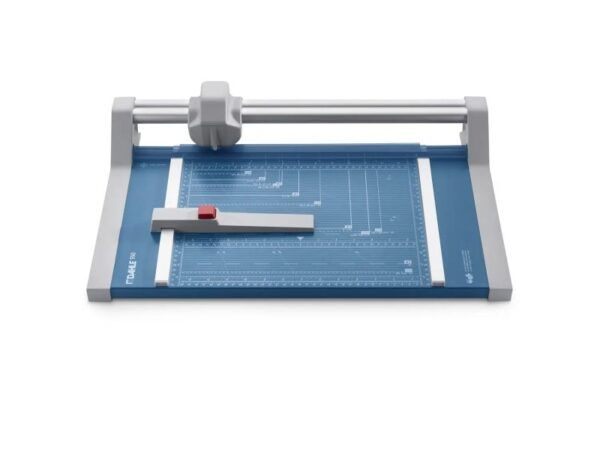 Dahle 550 Cizalla Profesional de Rodillo Formato A4 - Capacidad 20 Hojas - Cuchilla Circular Autoafilable de Acero - Dos Topes Angulares - Imagen 2