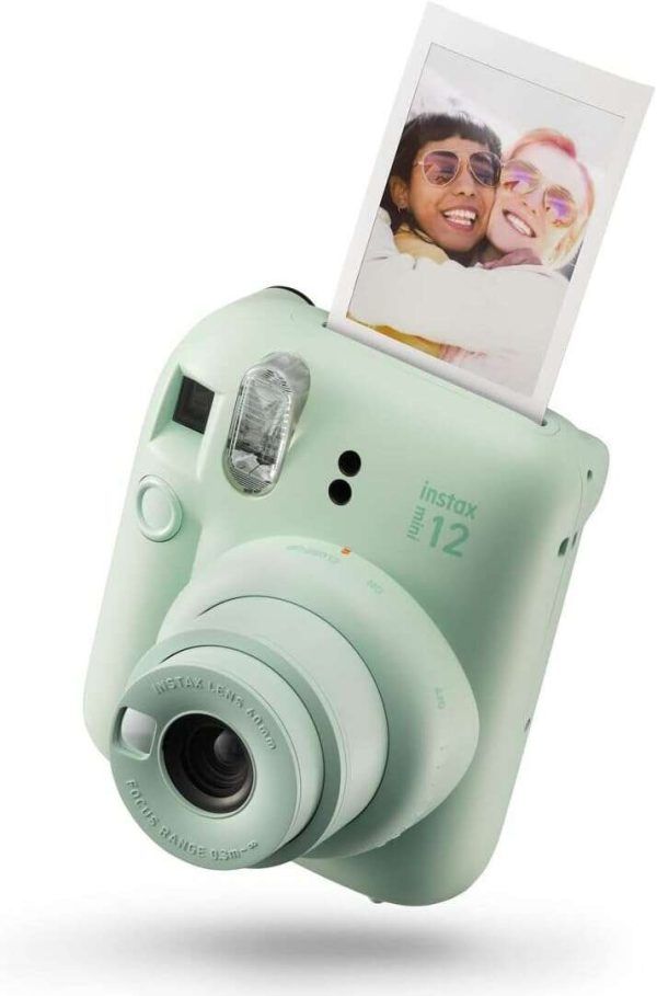 Fujifilm Pack Best Memories Instax Mini 12 Mint Green Camara Instantanea + Film Instax Mini 10ud. + 3 Portafotos - Tamaño de Imagen 62x46mm - Flash Auto - Exposicion Automatica - Mini Espejo para Selfies - Modo Primer Plano - Imagen 3