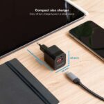 Tooq Cargador de Pared USB-C/PD + USB-A/QC 20W - Color Negro - Imagen 3