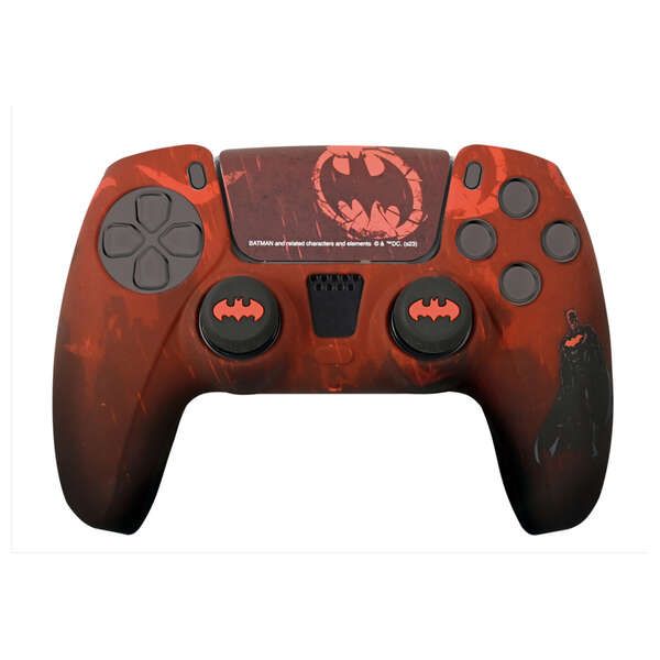 234717_1 FR-TEC Pack Oficial de Batman Funda de Silicona + Grips para Joysticks para Dualsense - Diseño Inspirado en Comics - Sticker para el Touchpad - Color Rojo - Imagen 1