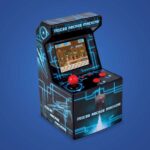 FR-TEC Mini Maquina Arcade Ital - Pantalla 2.5" TFT - 250 Juegos Retro - Alimentacion con 3 Pilas AA - Volumen Ajustable - Medidas 15X9X8.8cm - Color Varios - Imagen 2
