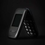 SPC Telefono Movil para Mayores con Botones Grandes - Tapa y Botones Retroiluminados - Boton SOS y Botones de Marcacion Directa - Control Remoto Mediante SMS - Doble Pantalla, Base de Carga y Conectividad - Color Negro - Imagen 5