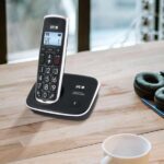 SPC Telefono Fijo Inalambrico para Mayores - Teclas y Numeros Extragrandes - Volumen de Auricular Amplificado - Agenda y 2 Memorias Directas - Identificador de Llamadas y Manos Libres - Pilas Recargables - Version Duo - Color Negro - Imagen 5