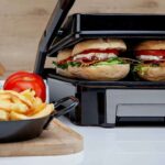 Orbegozo 4570 Grill Multifuncional - Cocina sin Aceite con Potencia de 2200W - Superficie Antiadherente y Placas Abatibles 180º - Termostato Regulable y Bandeja Recoge Salsas - Imagen 4