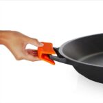 Orbegozo PDA Paellera de Aluminio Fundido - Versatilidad y Durabilidad en tu Cocina - Asas de Silicona - Antiadherente Libre de Pfoa - Apta para Todo Tipo de Fuegos - Lavavajillas y Horno - Imagen 2