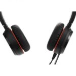 Jabra Evolve 30 UC Auriculares con Microfono - Conectividad Flexible USB o 3.5mm - Cancelacion de Ruido - Diadema Ajustable - Controles en Cable - Color Negro - Imagen 4