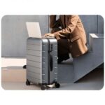 Xiaomi Classic Pro Maleta con Ruedas 80L - Ruedas Giratorias - Asa Telescopica Vertical y Asa Horizontal - Cerradura de Codigo TSA - Cerradura Antiestallido - Color Gris - Imagen 3