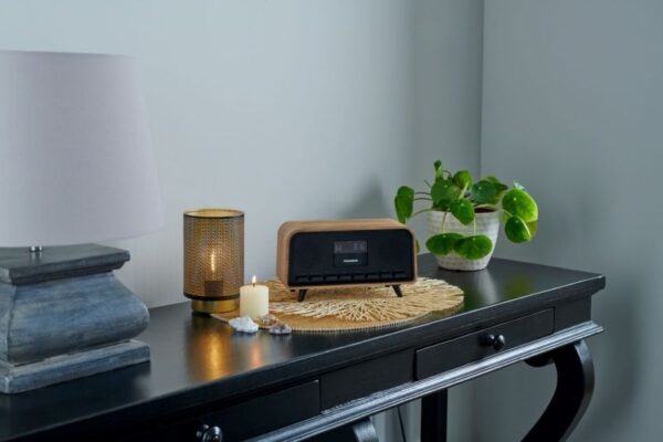 Thomson RT850BT Altavoz Retro Bluetooh - Radio Reloj Despertador - Potencia musical 30W - Color Madera/Negro - Imagen 4