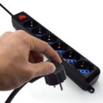 Ewent Regleta de Energia - 6 Enchufes - Version Schuko - 16A con Interruptor de Encendido/Apagado - Proteccion contra Sobrecarga - Cable de 1.5m - Color Negro - Imagen 2