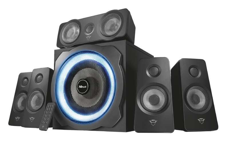 95949_1 Trust Gaming GXT 658 Tytan Set de Altavoces 5.1 180W - Subwoofer de Madera - Iluminacion LED Azul - Bajos Profundos - Mando a Distancia - Color Negro - Imagen 1
